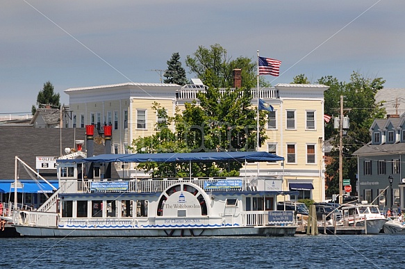 Winnipesaukee Belle