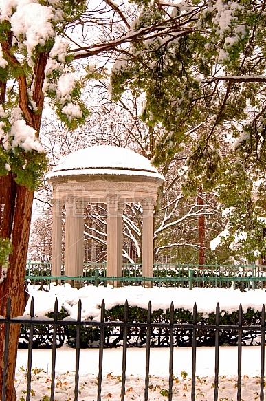 Park Gazebo Winter