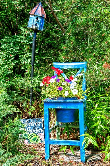 chair of flowers