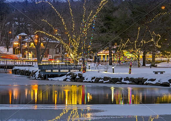 Christmas at the lake