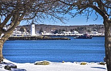 Tugboat heading to Sea